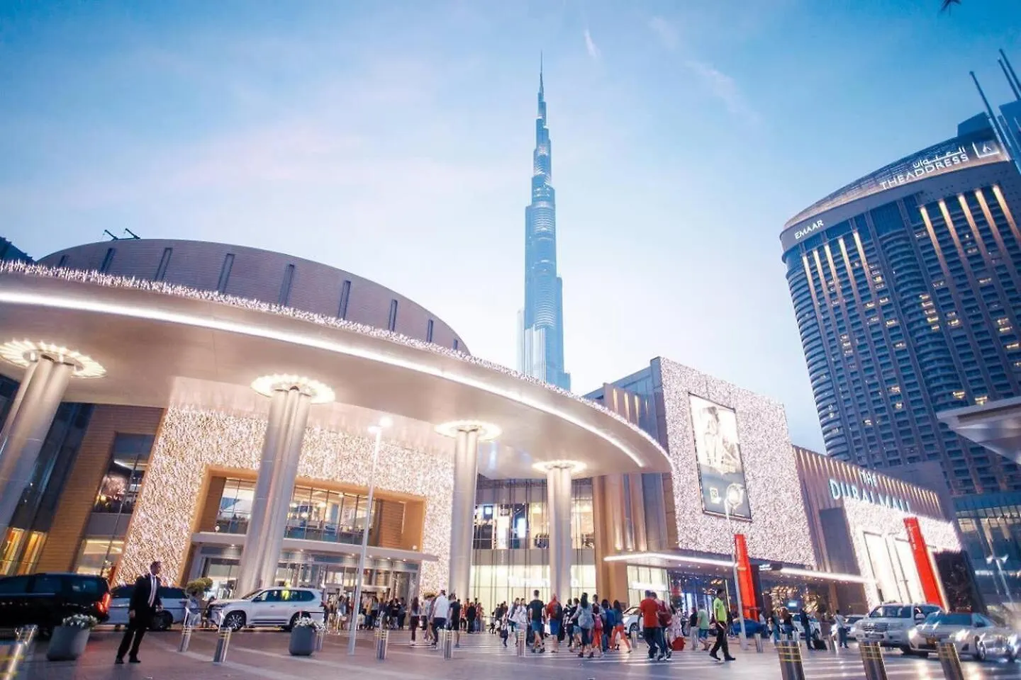 Superb 1-Bedroom Apartment With Full Burj Khalifa View - 5-Min Walk To Dubai Mall